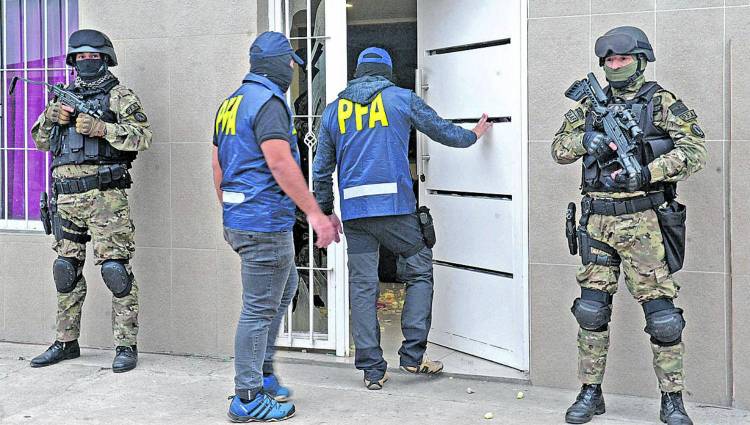 TUCUMÁN: LA POLICÍA FEDERAL DESARTICULÓ UNA RED DE NARCOTRÁFICO