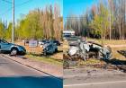 TRES MUERTOS EN IMPRESIONANTE CHOQUE EN LA PAMPA: CAMIONETA QUEDÓ PARTIDA A LA MITAD