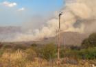 EN SAN LUIS BOMBEROS Y BRIGADISTAS INTENSIFICARON LOS TRABAJOS: EL FUEGO AVANZÓ POR LA LADERA DE LAS SIERRAS CENTRALES