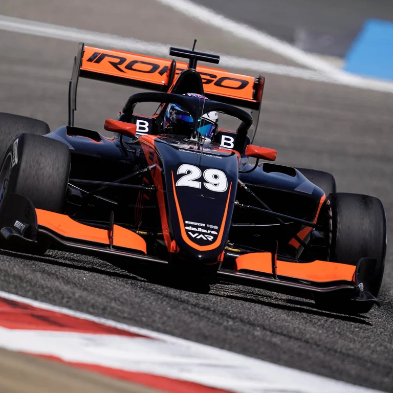 UN DÍA VOLVIÓ ESCUCHARSE EL HIMNO ARGENTINO EN UN FIN DE SEMANA DE FÓRMULA 1, FRANCO COLAPINTO LOGRÓ SU PRIMERA VICTORIA EN LA F3