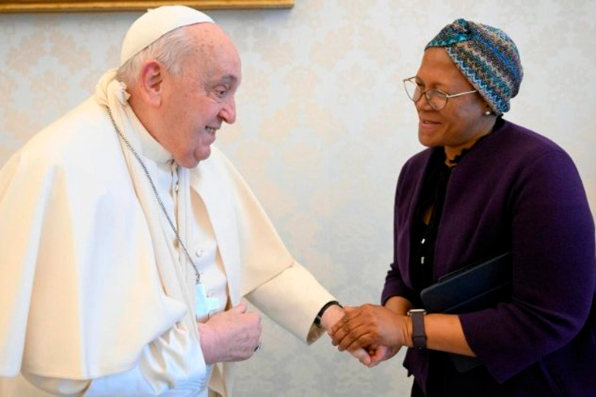 EL PAPA FRANCISCO SUFRIÓ UNA CAÍDA Y TERMINÓ CON LESIÓN EN EL ANTEBRAZO