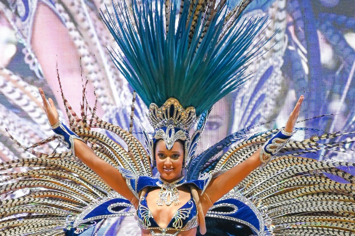 EL CARNAVAL DE GUALEGUAYCHÚ CORONÓ A LA REINA DE LA EDICIÓN 2025: POSTALES DE LA ELECCIÓN