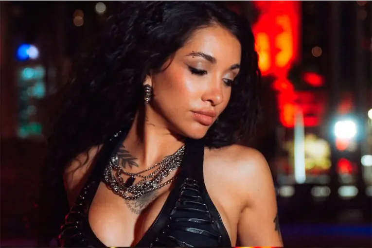 María Becerra tuvo cruce viral en Nueva York