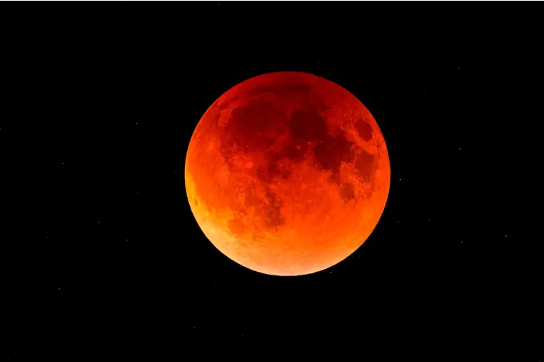 Eclipse lunar 3 de marzo: a qué hora ver la Luna de Sangre