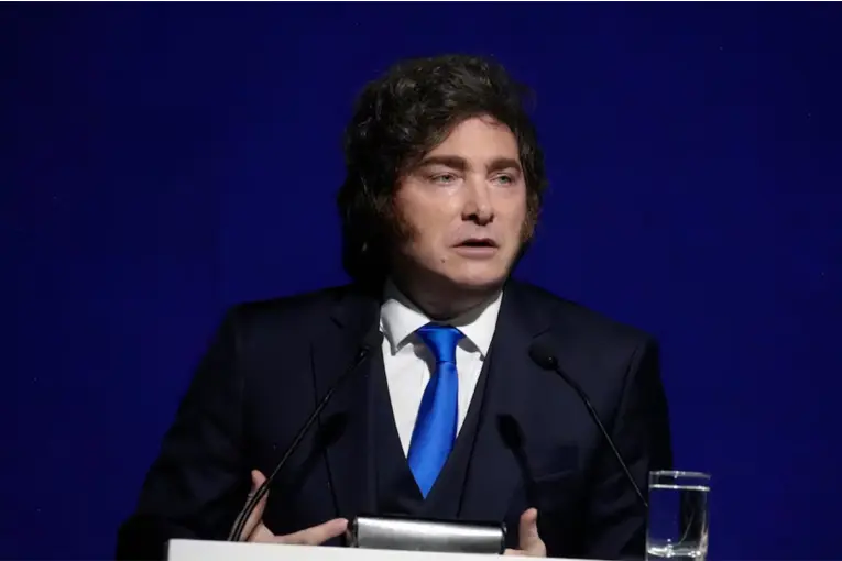 Milei aseguró que la economía resistió “dos shocks” y que la inflación seguirá bajando