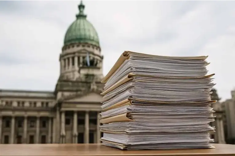 El Gobierno busca aprobar sin cambios la ley Hojarasca en el Senado