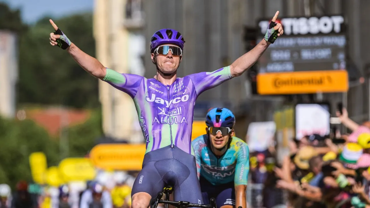 Tour de Francia 2026: Mauro Schmid ganó la etapa 13 y Tom Pidcock escaló al cuarto puesto de la general