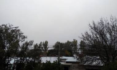 LUNES CON MAL TIEMPO Y NEVARÍA EN LAS SIERRAS SANLUISEÑAS POR LA NOCHE