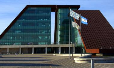 ASUETO ADMINISTRATIVO PARA EL TURNO TARDE DE ESTE MARTES EN LA PROVINCIA DE SAN LUIS POR EL ECLIPSE SOLAR