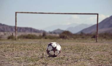 SANTA FE: ATAJÓ UN PENAL CON EL PECHO Y MURIÓ