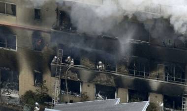 JAPÓN: 33 MUERTOS A CAUSA DE UN INCENDIO EN UN FAMOSO ESTUDIO DE ANIMÉ