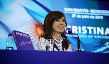 CRISTINA FERNÁNDEZ EN MENDOZA: “LA GENTE NO VA A SEGUIR TOLERANDO ESTE MALTRATO”