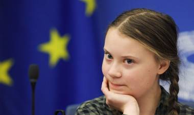 LA ACTIVISTA GRETA THUNBERG CRUZARÁ EL ATLÁNTICO EN UN VELERO ECOLÓGICO