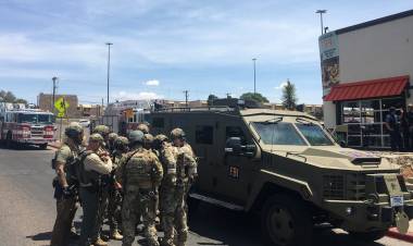 TIROTEO EN UN CENTRO COMERCIAL DE EE.UU.: HAY "AL MENOS 20 MUERTOS"