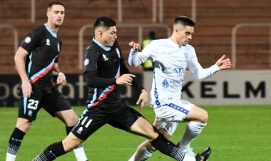 ARSENAL PROFUNDIZÓ EL MAL MOMENTO DEL "TOMBA" Y ES PUNTERO