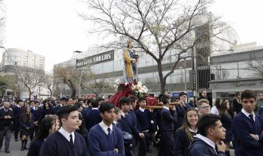 A 425 AÑOS DE LA FUNDACIÓN DE SAN LUIS, LA CIUDAD RINDIÓ HOMENAJE A SU PATRONO SAN LUIS REY DE FRANCIA