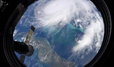 EL HURACÁN DORIAN LLEGARÁ A FLORIDA ENTRE HOY Y MAÑANA