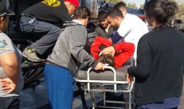 LA POLICÍA RESCATÓ A UNA MUJER QUE SE ACCIDENTÓ EN UN CERRO DE MENDOZA