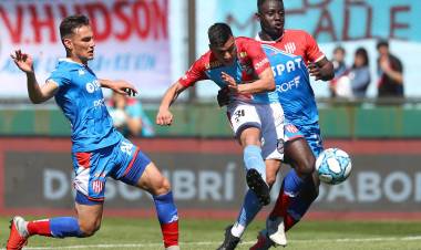 EN EL ARRANQUE DE LA SEXTA FECHA DE LA SUPERLIGA ARSENAL VAPULEÓ A UNIÓN CON UNA GOLEADA EN EL VIADUCTO