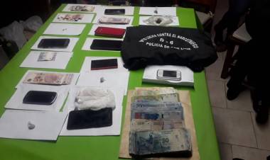 CINCO DETENIDOS EN VILLA MERCEDES COMO RESULTADO DE UN OPERATIVO QUE ANULÓ NUEVE CENTROS DE DISTRIBUCIÓN DE DROGAS
