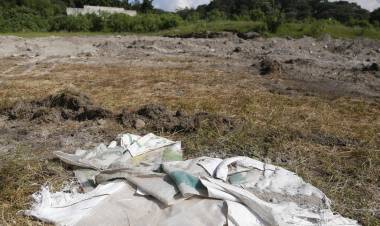 VIOLENCIA NARCO EN MÉXICO: HALLARON EN UNA FOSA 119 BOLSAS CON RESTOS HUMANOS EN JALISCO