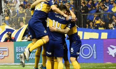 BOCA LE GANÓ A ESTUDIANTES EN LA BOMBONERA Y SE APODERA DE LA PUNTA DE LA SUPERLIGA