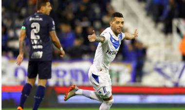 VÉLEZ LE GANÓ 1 A 0 AL DECANO PERO TERMINÓ SUFRIENDO MÁS DE LA CUENTA