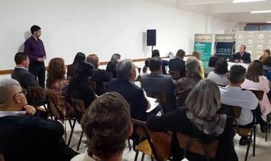 VILLA MERCEDES: SE APROBÓ EL REGLAMENTO DEL COES DE LA UNVIME Y EL CÍRCULO DE PERIODISTAS DEPORTIVOS FIRMÓ UN CONVENIO MARCO