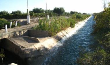 UNA BEBA MURIÓ AL CAER A UN CANAL EN MENDOZA