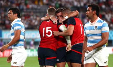 DERROTA DE LOS PUMAS ANTE INGLATERRA Y QUEDARON CON UN PIE AFUERA DEL MUNDIAL DE RUGBY
