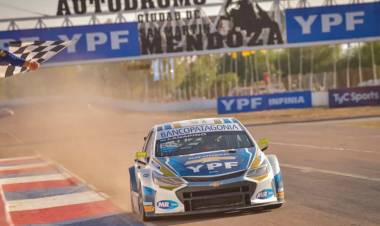 AGUSTÍN CANAPINO VOLVIÓ A LA VICTORIA EN EL SÚPER TC2000 DE MENDOZA