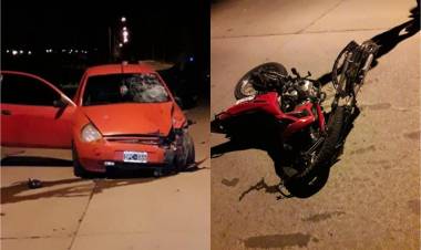 GRAVE ACCIDENTE ENTRE UNA MOTO Y UN AUTO EN VILLA MERCEDES: DOS HERIDOS, UNO DE ELLOS DE GRAVEDAD