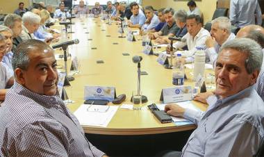 PACTO SOCIAL: LA CGT BUSCARÁ SUBIR SALARIOS Y LIMITAR RENTABILIDAD DE EMPRESARIOS