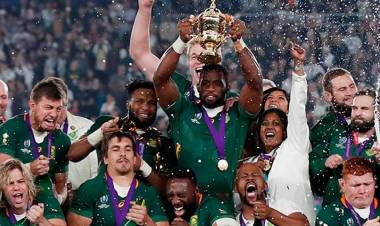 SUDÁFRICA VENCIÓ A INGLATERRA EN LA FINAL Y SE CONSAGRÓ CAMPEÓN EN EL MUNDIAL DE RUGBY JAPÓN 2019