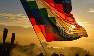 EVO ACEPTA ASILO POLÍTICO EN MÉXICO, VACÍO DE PODER EN BOLIVIA: HUBO MANIFESTACIONES EN SAN LUIS