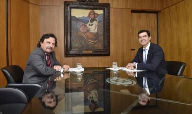 EN SALTA COMENZÓ LA TRANSICIÓN: URTUBEY RECIBIÓ A GUSTAVO SÁENZ 