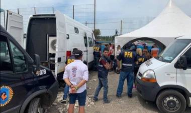 EN PLENA CARRERA DEL TURISMO NACIONAL EN ROSARIO, DESBARATAN RED DE PROSTITUCIÓN VIP