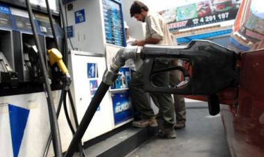 EL DOMINGO VOLVERÁN A SUBIR LOS PRECIOS EN LOS COMBUSTIBLES, ENTRE EL 5 Y 6 POR CIENTO