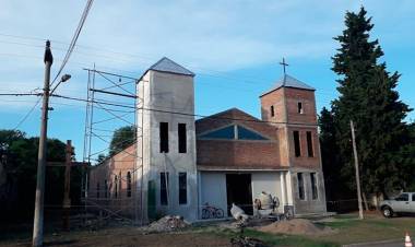 TRAGEDIA EN SAN LUIS: MURIERON CUATRO OBREROS CUANDO TRABAJABAN SOBRE UN ANDAMIO EN UNA IGLESIA DE LA LOCALIDAD DE UNIÓN