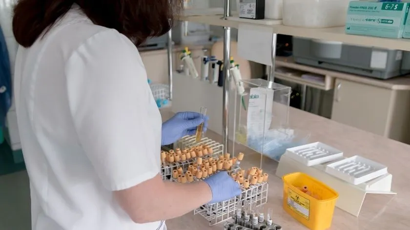 NUEVA ZELANDA: SE INAUGURÓ EL PRIMER BANCO DE ESPERMAS HIV POSITIVO DEL MUNDO