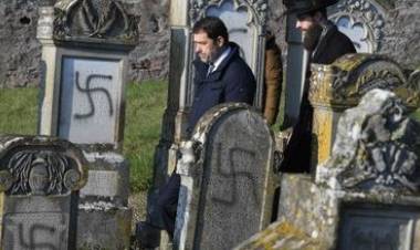 FRANCIA: EL MINISTRO CASTANER ANUNCIA LA CREACIÓN DE UNA OFICINA DE LUCHA CONTRA EL ODIO