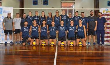 EN BOGOTÁ Y CONTRA PERÚ, COMIENZA EL SUEÑO OLÍMPICO DE LAS PANTERAS