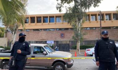 HORROR EN MEXICO: EN UN COLEGIO DE COAHUILA UN NIÑO DE 11 AÑOS MATÓ A SU MAESTRA E HIRIÓ A COMPAÑEROS