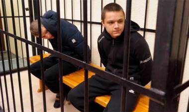 EN BIELORRUSIA, DOS HERMANOS APUÑALARON MÁS DE 100 VECES A SU PROFESORA Y SERÁN EJECUTADOS