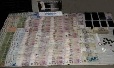 EN SALTA SE SECUESTRÓ COCAÍNA, MARIHUANA Y EFECTIVO