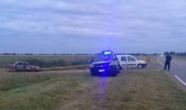 EN SANTA FE, UNA MUJER FALLECIÓ CALCINADA EN UN AUTO Y DETUVIERON A SU PAREJA EN FORMA PREVENTIVA