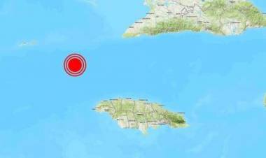 FUERTE SISMO SACUDIÓ EL CARIBE HAY ALERTA DE TSUNAMI