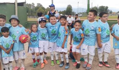 NIÑAS QUE SUPERAN LOS ESTEREOTIPOS DE LA SOCIEDAD