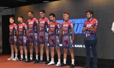 SE PRESENTARON LOS EQUIPOS DE LA “VUELTA DEL PROVENIR” EN SAN LUIS Y HOY SE CORRE LA PRIMERA ETAPA DE ESTA PRUEBA CICLÍSTICA INTERNACIONAL