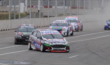 EL BONAERENSE NICOLÁS POSCO GANÓ DE PUNTA A PUNTA EN LA CLASE 2 DEL TN EN LA PEDRERA